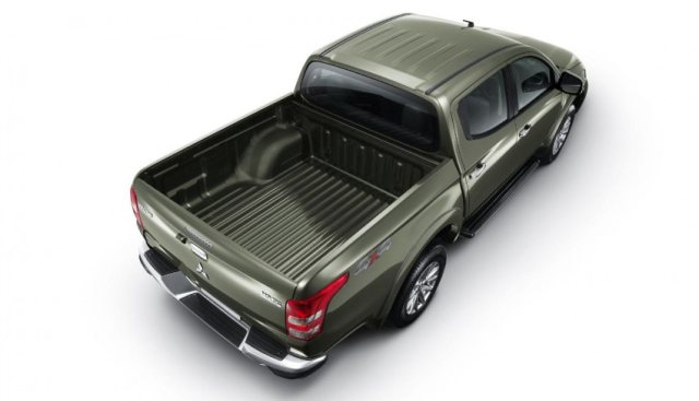 new-2015-mitsubishi-triton-bed