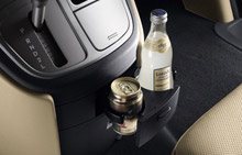 hyundai-h1-interior-cup holders