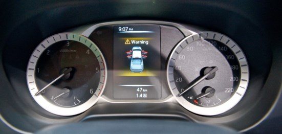 Navara-np300-2015-meter